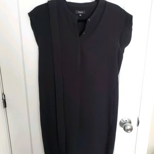 Babaton crepe dress with tie belt